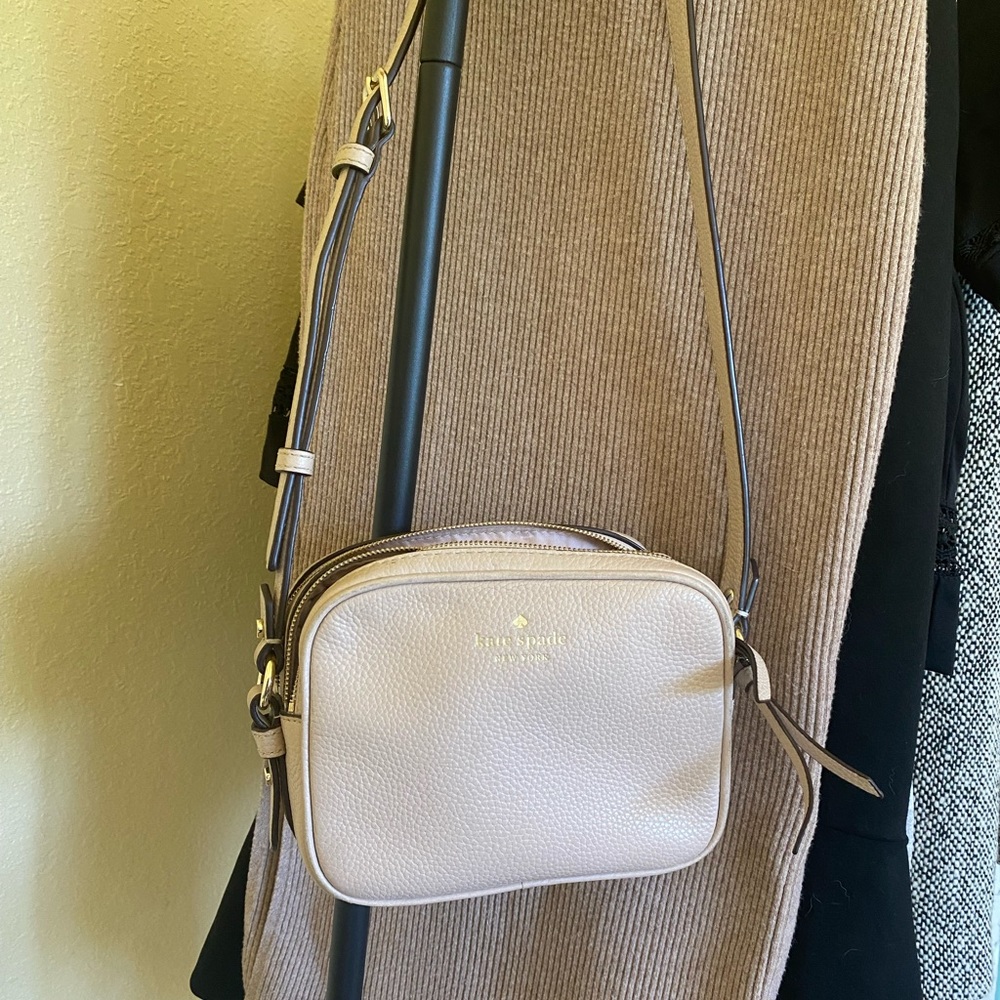 Beige Nude Kate Spade Crossbody Purse